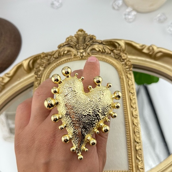 Bold Gold Heart Statement Ring | Adjustable Fit | Modern Baroque Style - Picture 5 of 8